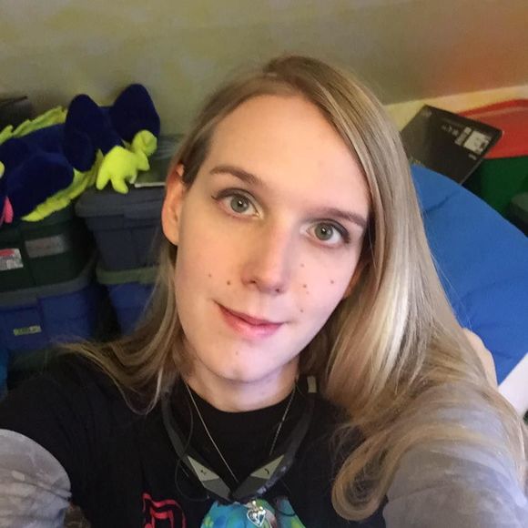 Meet your Posher, Annabelle - Picture 1 of 1